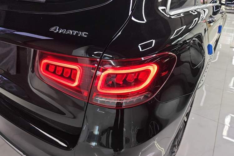Used Mercedes-Benz GLC 2022 GLC 300 L 4MATIC Dynamic Model Right Rear Taillight