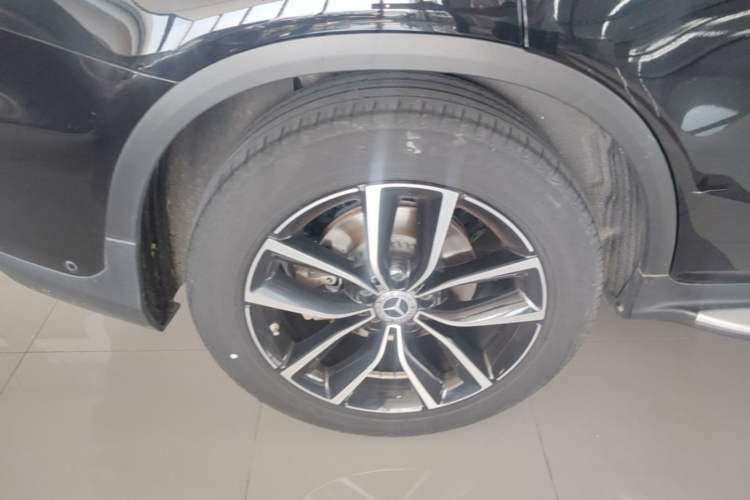 Used Mercedes-Benz GLC 2022 Refreshed GLC 300 L 4MATIC Dynamic Edition Right Rear Wheel Hub