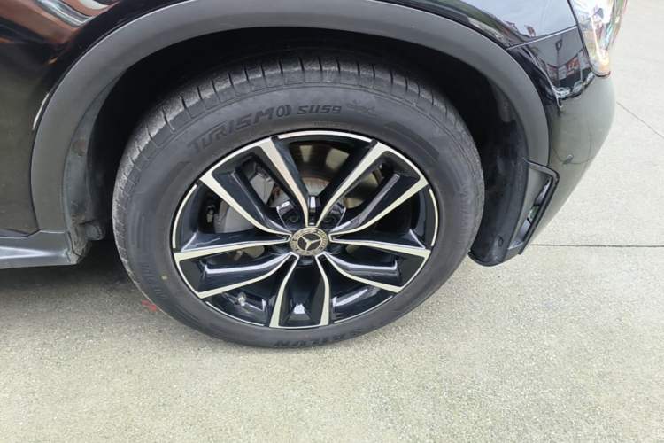 Used Mercedes-Benz GLC 2022 Refreshed GLC 300 L 4MATIC Dynamic Edition Right Rear Wheel Hub