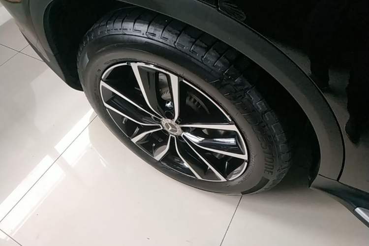Used Mercedes-Benz GLC 2022 GLC 300 L 4MATIC Dynamic Model Right Rear Wheel Hub