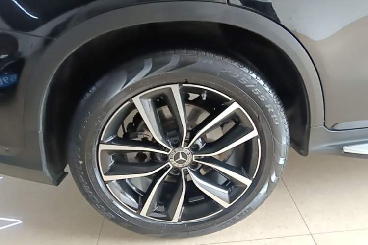Used Mercedes-Benz GLC 2022 Refreshed GLC 300 L 4MATIC Dynamic Edition Right Rear Wheel Hub