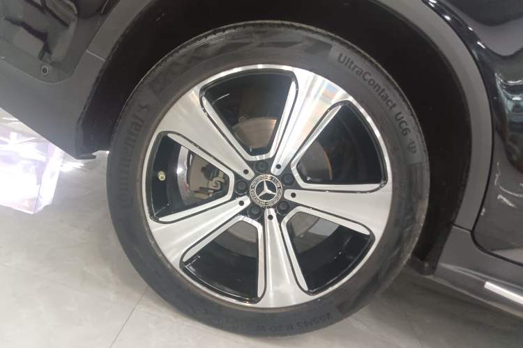Used Mercedes-Benz GLC 2022 Refreshed GLC 300 L 4MATIC Dynamic Edition Prestige Version Right Rear Wheel Hub