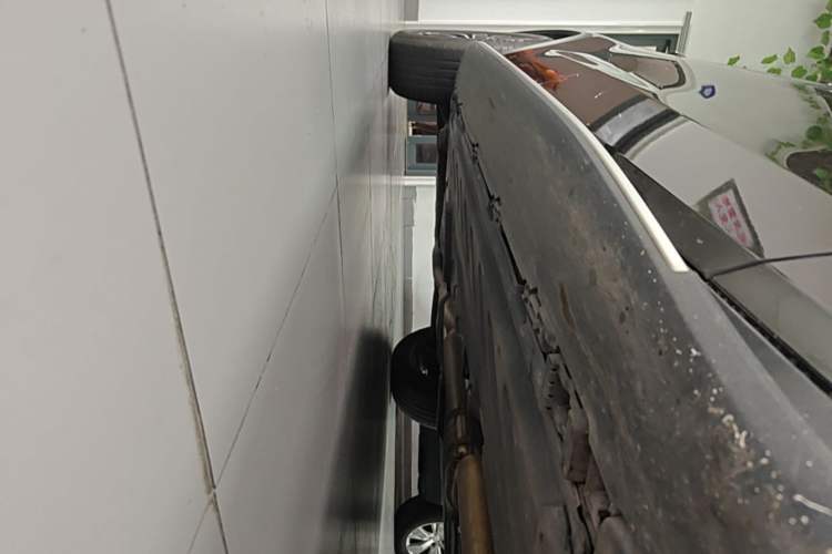 Used Mercedes-Benz GLC 2022 Refreshed GLC 300 L 4MATIC Dynamic Edition Right Side Sill