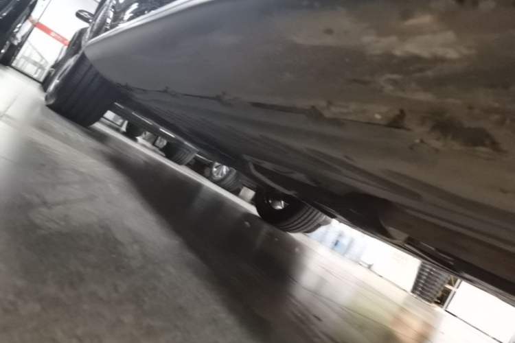 Used Mercedes-Benz GLC 2022 Refreshed GLC 300 L 4MATIC Dynamic Edition Prestige Version Right Side Sill
