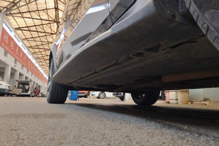 Used Mercedes-Benz GLC 2022 Refreshed GLC 300 L 4MATIC Dynamic Edition Prestige Version Right Side Sill