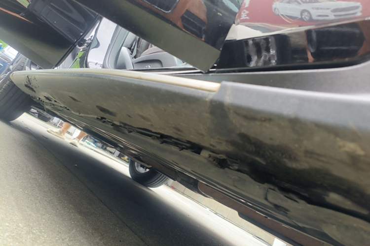 Used Mercedes-Benz GLC 2022 Refreshed GLC 300 L 4MATIC Dynamic Edition Right Side Sill
