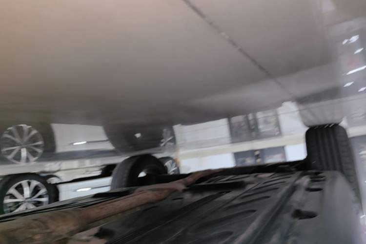 Used Mercedes-Benz GLC 2022 Facelifted GLC 260 L 4MATIC Dynamic Edition Right Side Sill
