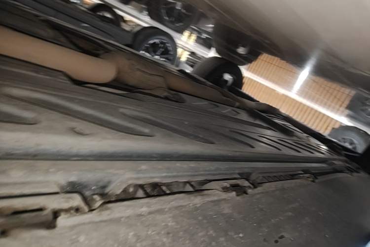 Used Mercedes-Benz GLC 2022 Facelift GLC 300 L 4MATIC Luxury Edition Right Side Sill