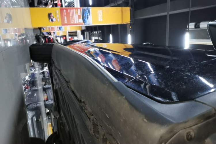 Used Mercedes-Benz GLC 2022 GLC 300 L 4MATIC Dynamic Model Right Side Sill