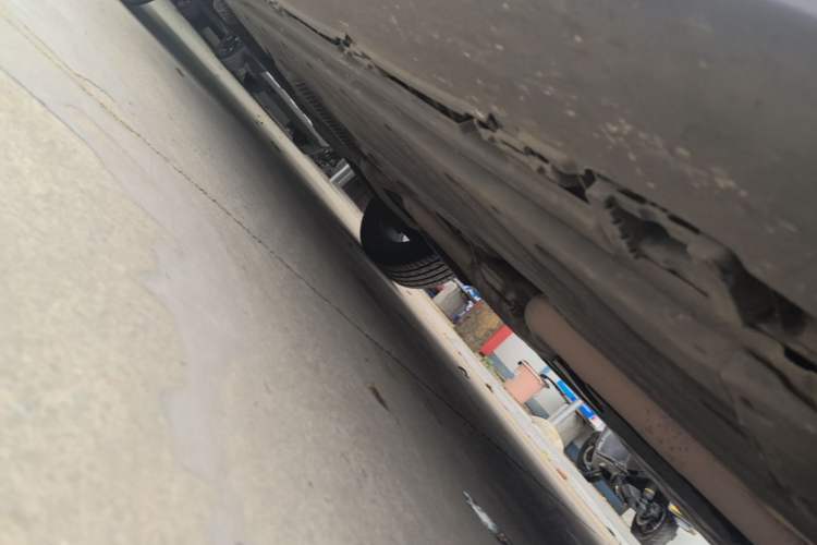 Used Mercedes-Benz GLC 2022 Second Facelift GLC 260 L 4MATIC Dynamic Edition Right Side Sill