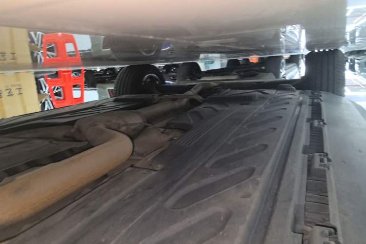 Used Mercedes-Benz GLC 2022 Facelifted GLC 260 L 4MATIC Dynamic Edition Right Side Sill