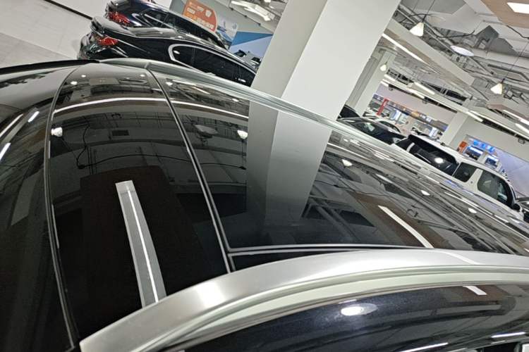 Used Mercedes-Benz GLC 2022 Second Facelift GLC 260 L 4MATIC Luxury Edition Roof