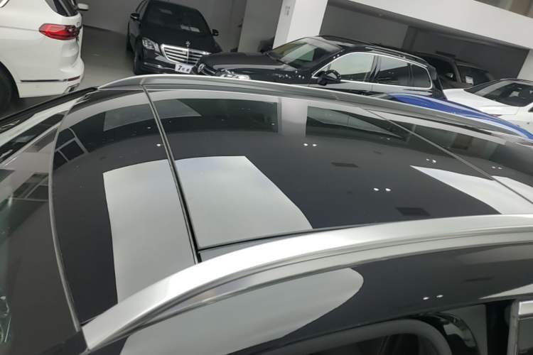 Used Mercedes-Benz GLC 2022 Second Facelift GLC 260 L 4MATIC Luxury Edition Roof