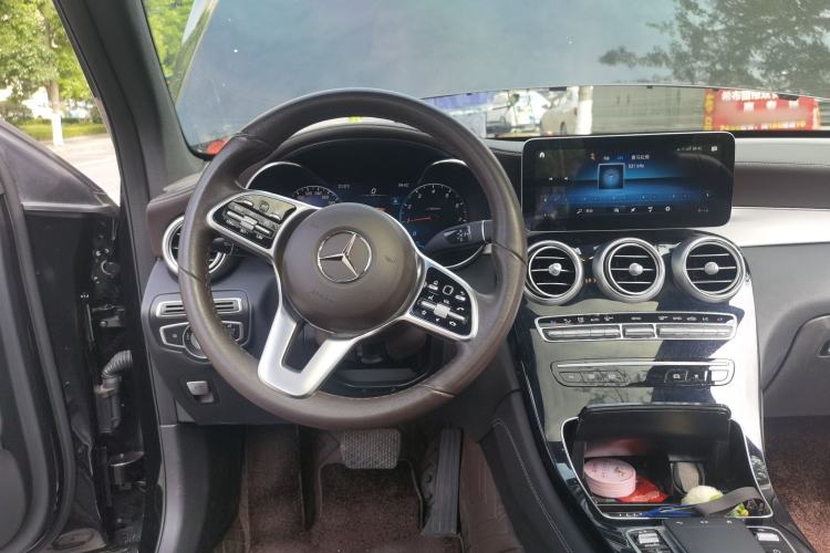 Used Mercedes-Benz GLC 2022 Refreshed GLC 260 L 4MATIC Dynamic Edition Steering Wheel