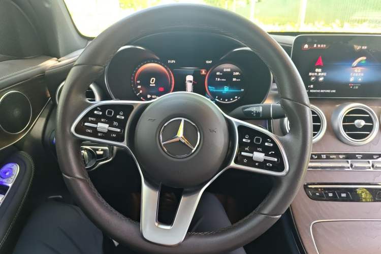Used Mercedes-Benz GLC 2022 Refreshed GLC 300 L 4MATIC Dynamic Edition Prestige Version Steering Wheel