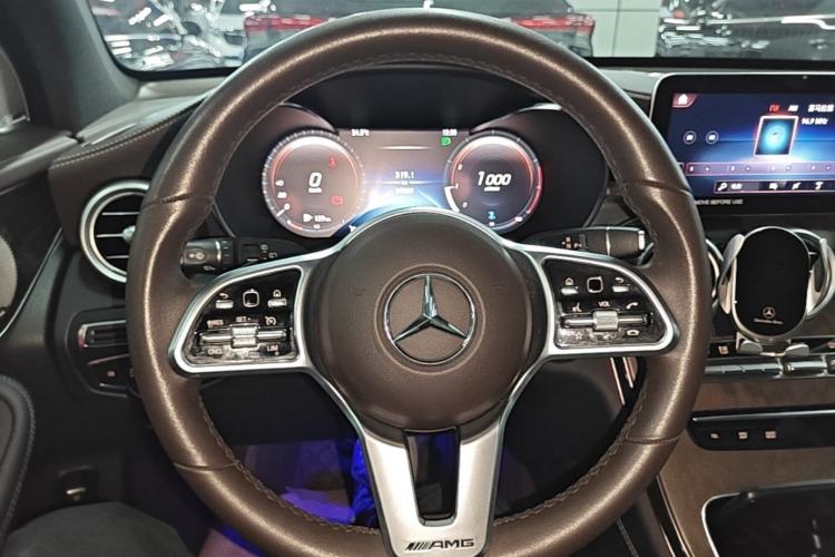 Used Mercedes-Benz GLC 2022 GLC 300 L 4MATIC Dynamic Model Steering Wheel
