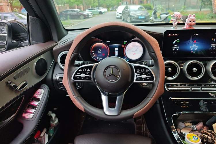 Used Mercedes-Benz GLC 2022 Facelifted GLC 260 L 4MATIC Dynamic Edition Steering Wheel