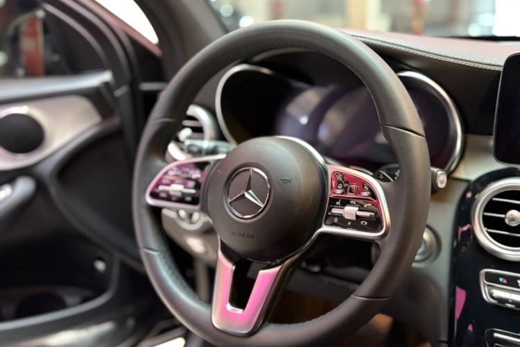 Used Mercedes-Benz GLC 2022 Facelifted GLC 260 L 4MATIC Dynamic Edition Steering Wheel