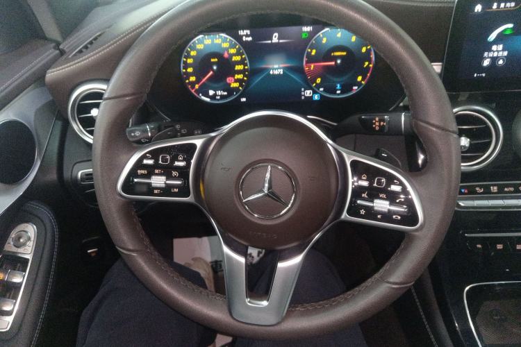 Used Mercedes-Benz GLC 2022 Refreshed GLC 260 L 4MATIC Dynamic Edition Steering Wheel