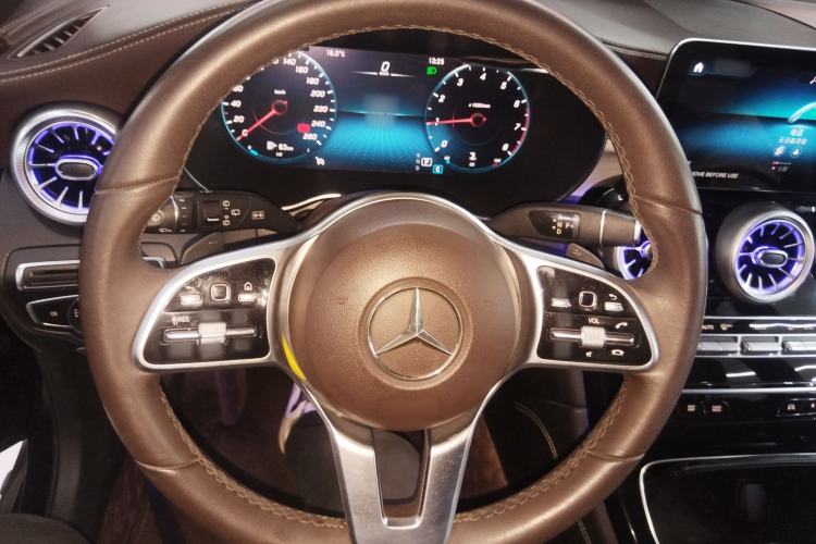 Used Mercedes-Benz GLC 2022 Refreshed GLC 260 L 4MATIC Dynamic Edition Steering Wheel