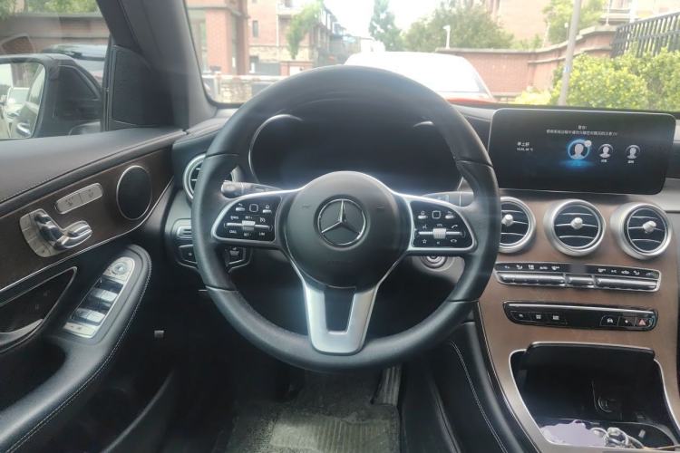 Used Mercedes-Benz GLC 2022 GLC 300 L 4MATIC Dynamic Model Steering Wheel