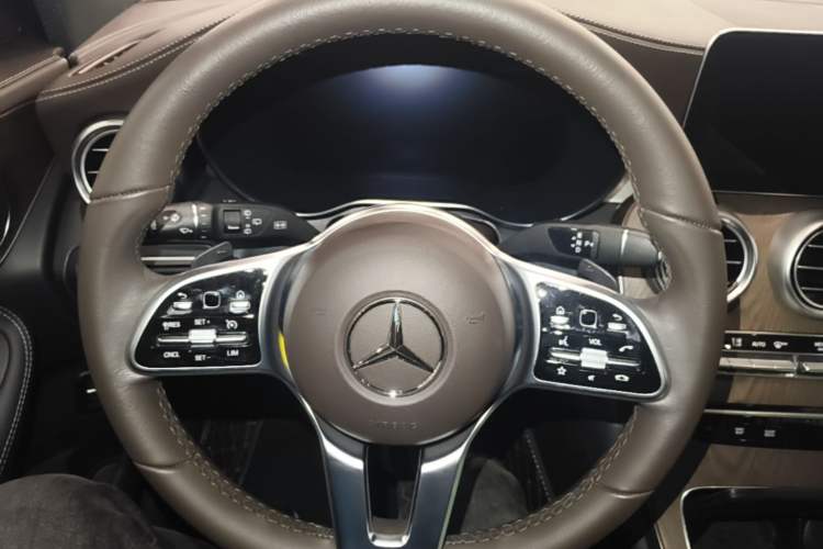 Used Mercedes-Benz GLC 2022 Refreshed GLC 300 L 4MATIC Dynamic Edition Prestige Version Steering Wheel