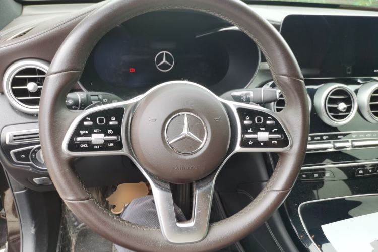 Used Mercedes-Benz GLC 2022 Refreshed GLC 260 L 4MATIC Dynamic Edition Steering Wheel