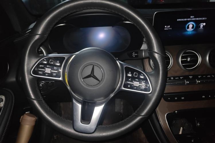 Used Mercedes-Benz GLC 2022 GLC 260 L 4MATIC Luxury Model Steering Wheel