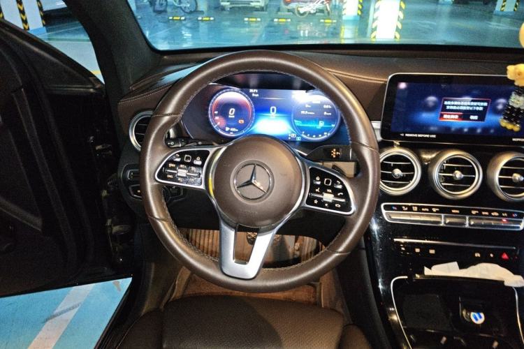 Used Mercedes-Benz GLC 2022 Facelifted GLC 260 L 4MATIC Dynamic Edition Steering Wheel