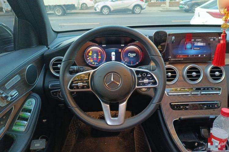 Used Mercedes-Benz GLC 2022 GLC 300 L 4MATIC Dynamic Edition Prestige Model Steering Wheel