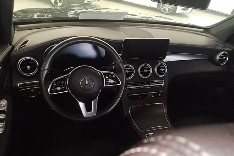 Used Mercedes-Benz GLC 2022 GLC 300 L 4MATIC Dynamic Edition Prestige Model Steering Wheel