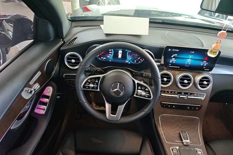 Used Mercedes-Benz GLC 2022 Refreshed GLC 300 L 4MATIC Dynamic Edition Prestige Version Steering Wheel