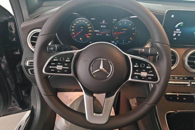 Used Mercedes-Benz GLC 2022 Refreshed GLC 300 L 4MATIC Dynamic Edition Prestige Version Steering Wheel