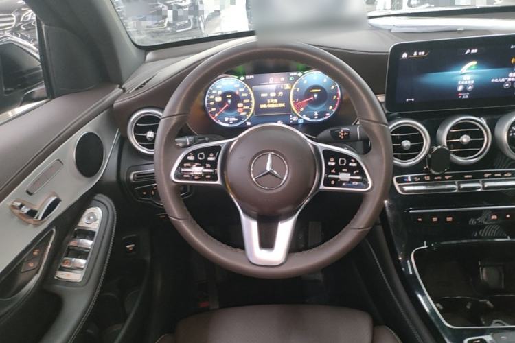 Used Mercedes-Benz GLC 2022 Refreshed GLC 260 L 4MATIC Dynamic Edition Steering Wheel
