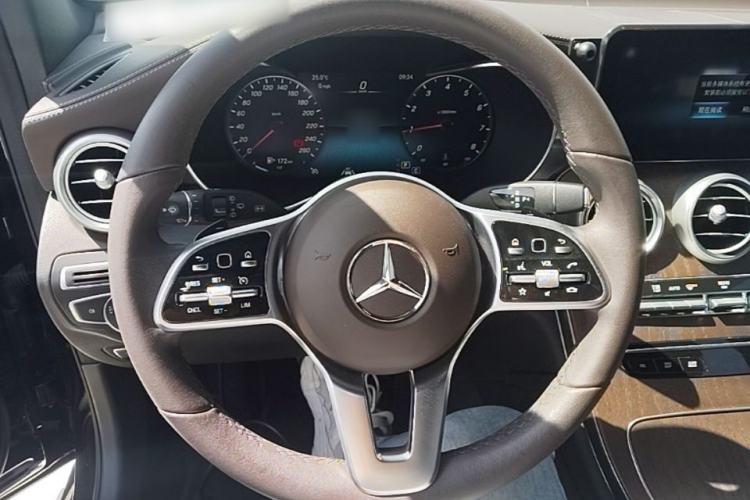 Used Mercedes-Benz GLC 2022 Refreshed GLC 300 L 4MATIC Dynamic Edition Prestige Version Steering Wheel