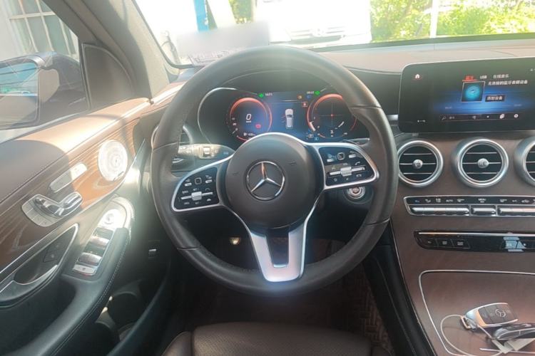 Used Mercedes-Benz GLC 2022 GLC 300 L 4MATIC Luxury Model Steering Wheel
