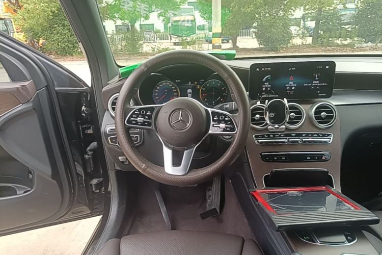 Used Mercedes-Benz GLC 2022 GLC 260 L 4MATIC Luxury Model Steering Wheel