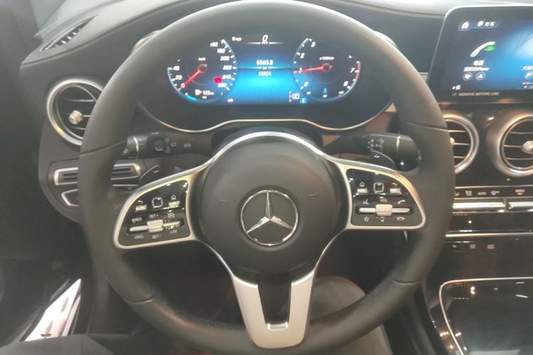 Used Mercedes-Benz GLC 2022 Facelift GLC 260 L 4MATIC Luxury Edition Steering Wheel