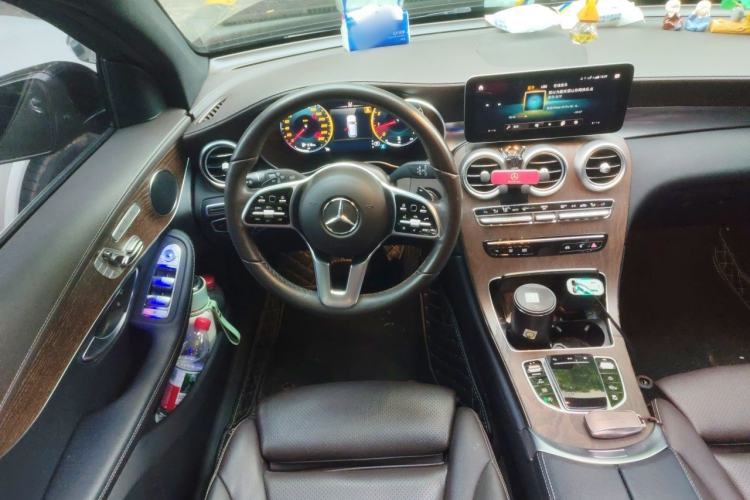 Used Mercedes-Benz GLC 2022 GLC 260 L 4MATIC Luxury Model Steering Wheel