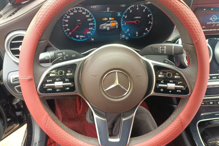 Used Mercedes-Benz GLC 2022 Facelifted GLC 260 L 4MATIC Dynamic Edition Steering Wheel