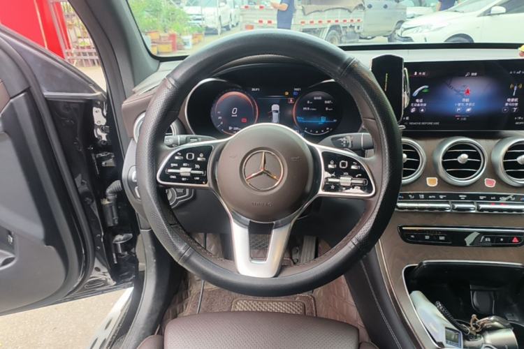 Used Mercedes-Benz GLC 2022 Refreshed GLC 300 L 4MATIC Dynamic Edition Steering Wheel