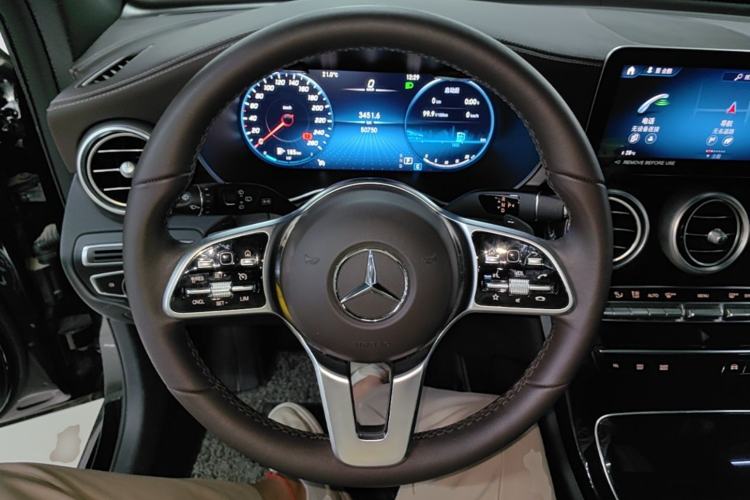Used Mercedes-Benz GLC 2022 Facelifted GLC 260 L 4MATIC Dynamic Edition Steering Wheel