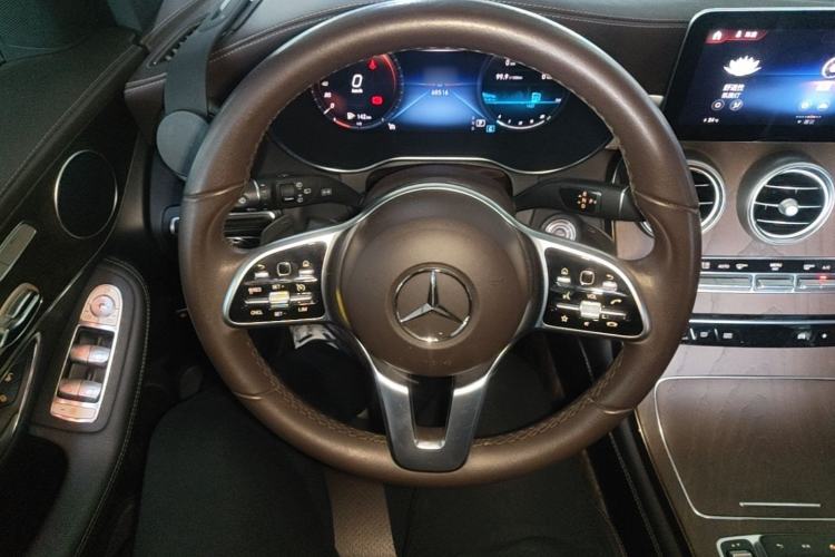 Used Mercedes-Benz GLC 2022 Facelift GLC 260 L 4MATIC Luxury Edition Steering Wheel