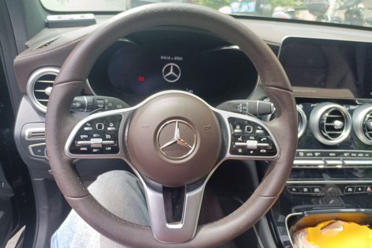 Used Mercedes-Benz GLC 2022 Refreshed GLC 260 L 4MATIC Dynamic Edition Steering Wheel