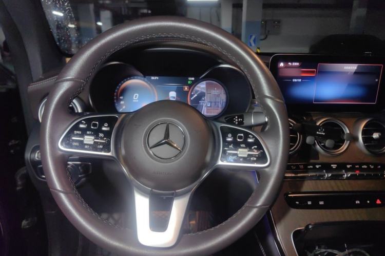 Used Mercedes-Benz GLC 2022 GLC 260 L 4MATIC Luxury Model Steering Wheel
