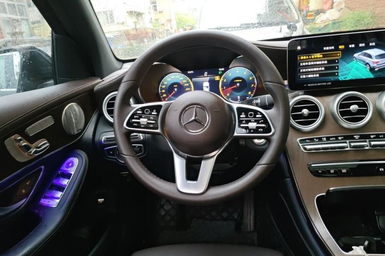 Used Mercedes-Benz GLC 2022 Refreshed GLC 300 L 4MATIC Dynamic Edition Steering Wheel