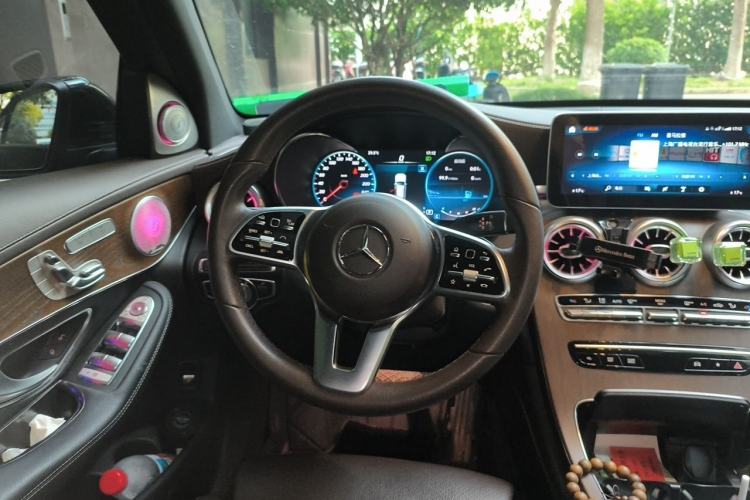 Used Mercedes-Benz GLC 2022 Facelift GLC 260 L 4MATIC Luxury Edition Steering Wheel