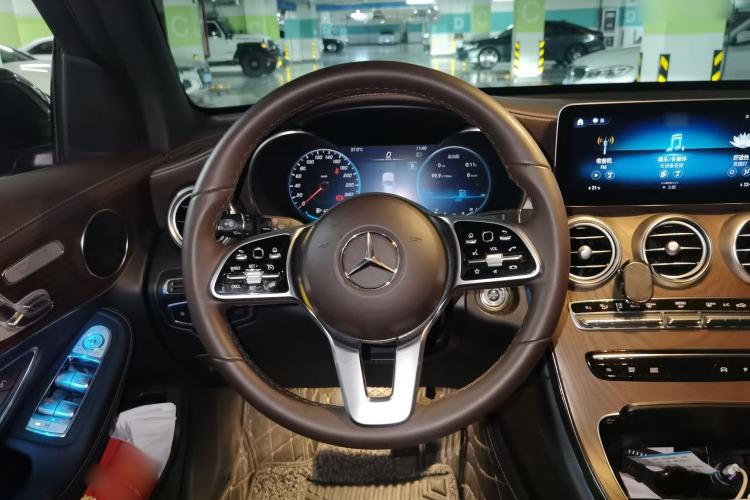 Used Mercedes-Benz GLC 2022 GLC 300 L 4MATIC Dynamic Edition Prestige Model Steering Wheel