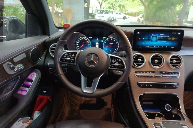 Used Mercedes-Benz GLC 2022 GLC 300 L 4MATIC Dynamic Edition Prestige Model Steering Wheel
