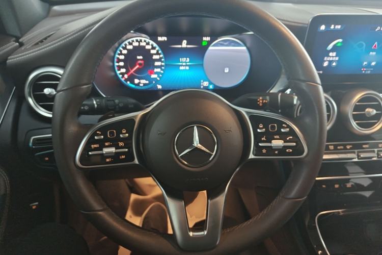 Used Mercedes-Benz GLC 2022 Facelifted GLC 260 L 4MATIC Dynamic Edition Steering Wheel